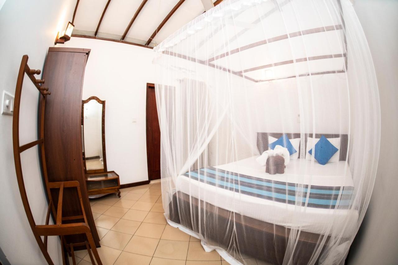 Shakuna Villa Hikkaduwa Dış mekan fotoğraf
